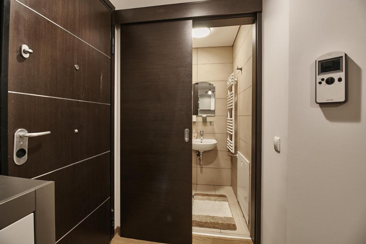 Platinum Rooms District 1 & 2 Бухарест Екстер'єр фото